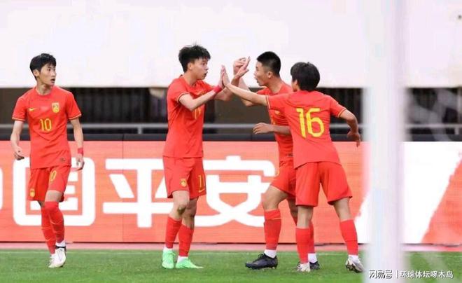 足球杯冠军凯瑞是谁_凯瑞杯足球 冠军_凯瑞足球俱乐部