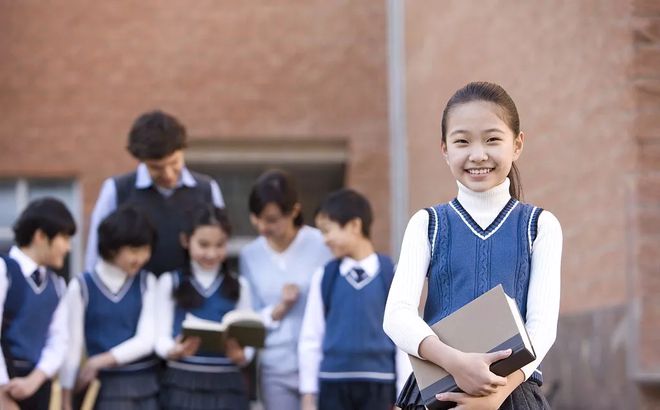 塔尖是生活下一句_塔尖上的生活栏目_塔尖生活方式
