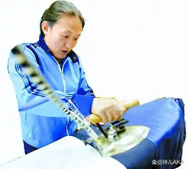 邹教练春兰举重冠军是哪一集_举重冠军邹春兰教练_邹教练春兰举重冠军是谁