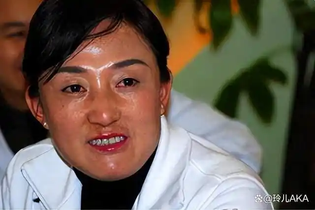 举重冠军邹春兰教练_邹教练春兰举重冠军是谁_邹教练春兰举重冠军是哪一集