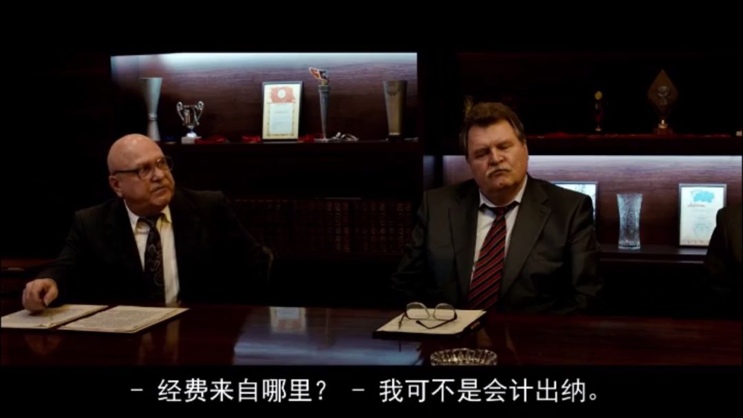 打篮球空中对抗_篮球上篮空中对抗_篮球空中对抗犯规则