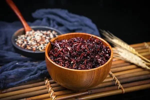 米饭餐营养杂粮的做法_米饭餐营养杂粮有哪些_杂粮米饭营养餐