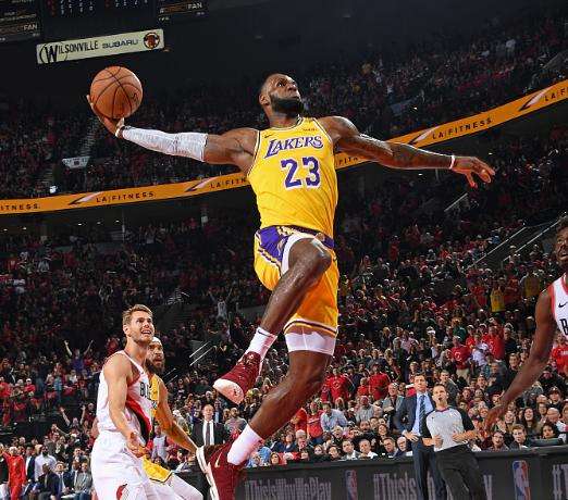 历史最久的篮球队_篮球历史排名前十球员_nba球队队史纪录