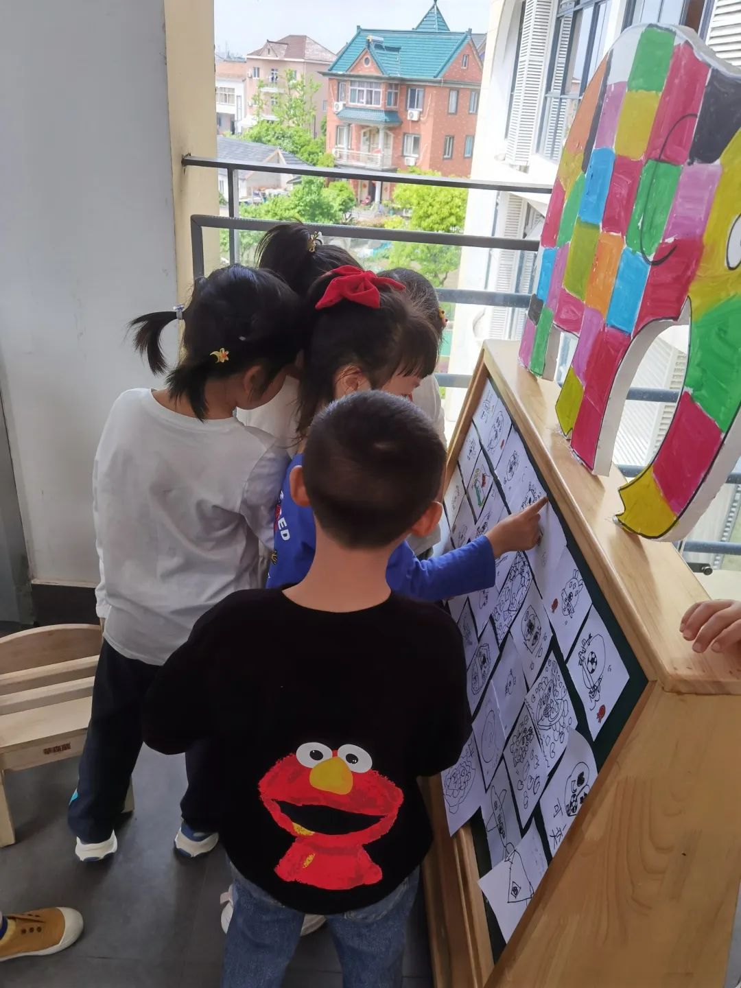 踢足球纸牌玩法_足球游戏规则牌幼儿园_足球纸牌游戏