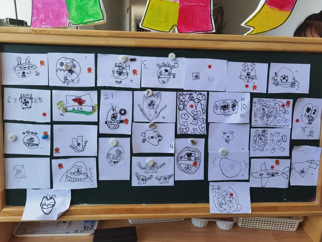 足球游戏规则牌幼儿园_踢足球纸牌玩法_足球纸牌游戏